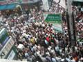 가리봉동 거리 행사에 몰려든 군중들 썸네일 이미지